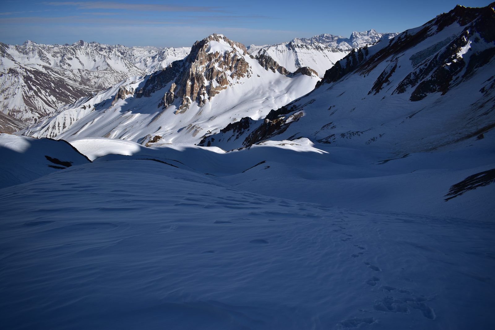Pico Colina Oriente: Una última aventura solitaria